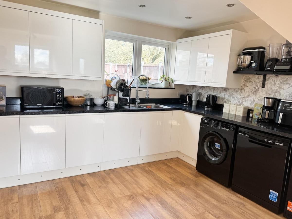 Home In Upminster Εξωτερικό φωτογραφία